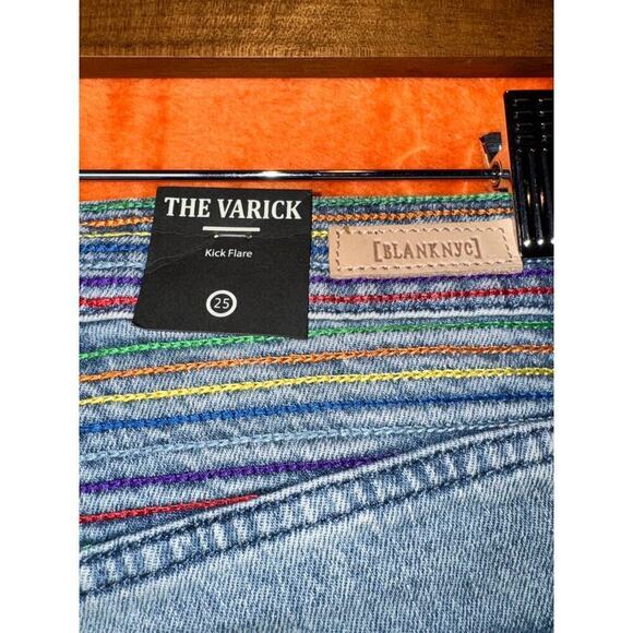 Blank NYC Capri Jeans Raw Hem Rainbow‎ Thread Waist  NEW WITH TAGS Size 25 - Picture 4 of 8